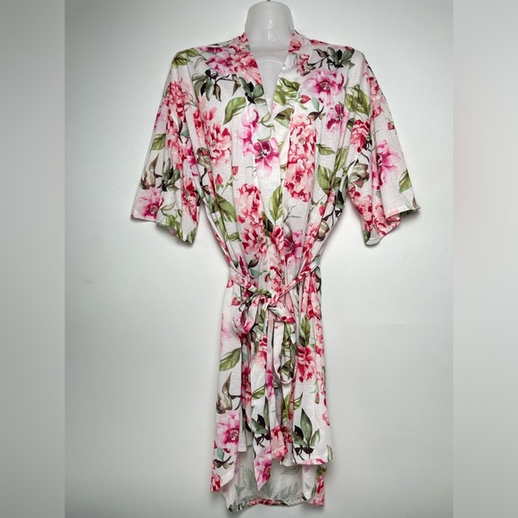 Show Me Your Mumu One Size White Pink Floral Belted Robe Garden of Blooms Kimono - Picture 1 of 6